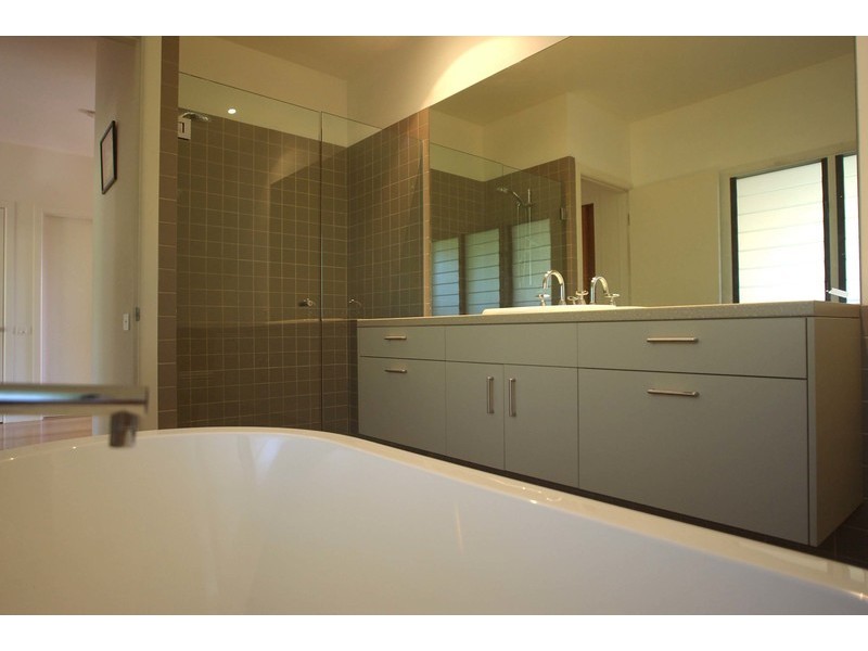 1 Dylan Lane, Byron Bay NSW 2481