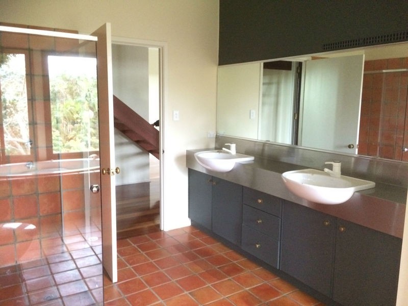 20  Taylors Lane, Ewingsdale NSW 2481