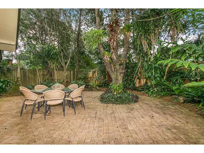 2/2B Kalemajere Drive, Suffolk Park NSW 2481