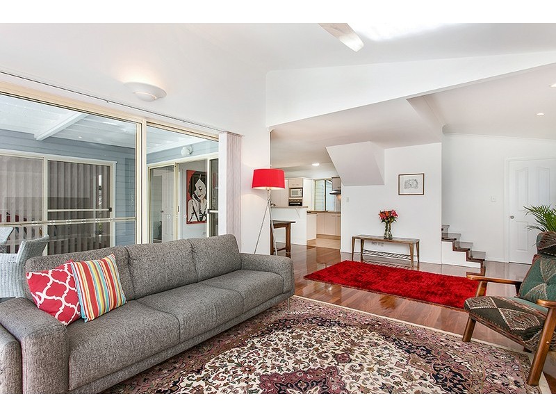 23 Kalemajere Drive, Suffolk Park NSW 2481