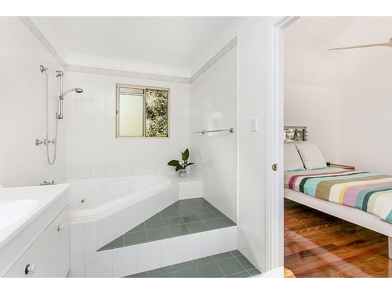 23 Kalemajere Drive, Suffolk Park NSW 2481