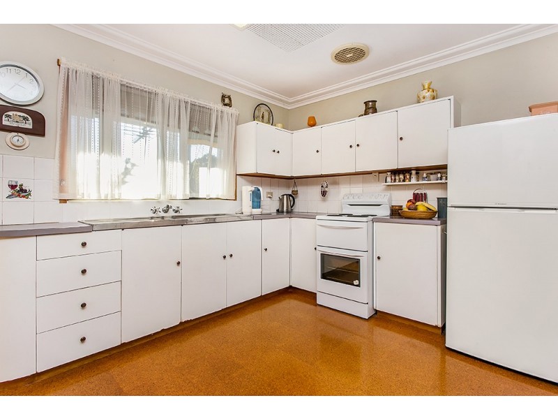 9 Armstrong Street, Suffolk Park NSW 2481