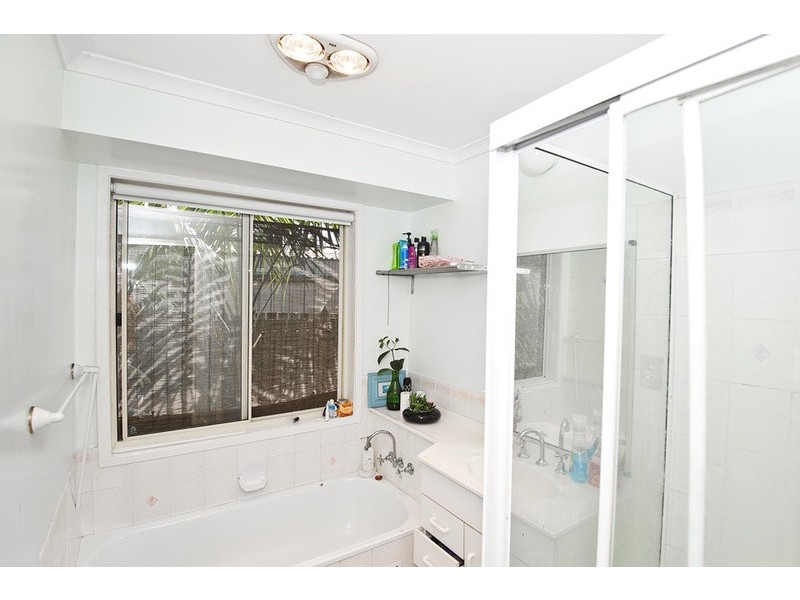 10 Tamarind Court, Suffolk Park NSW 2481