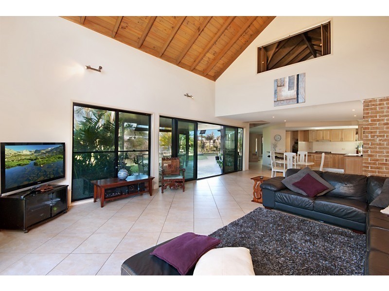 8 Lasiandra Close, Suffolk Park NSW 2481