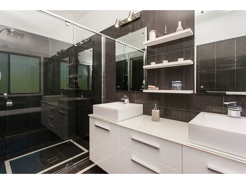 17 Brookview Court, Ewingsdale NSW 2481