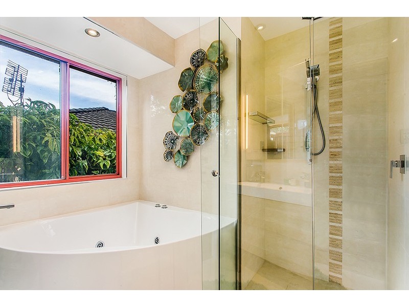 25 Bottlebrush Crescent, Suffolk Park NSW 2481