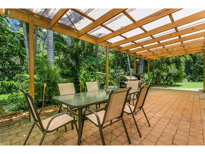 33 Plantation Drive, Ewingsdale NSW 2481