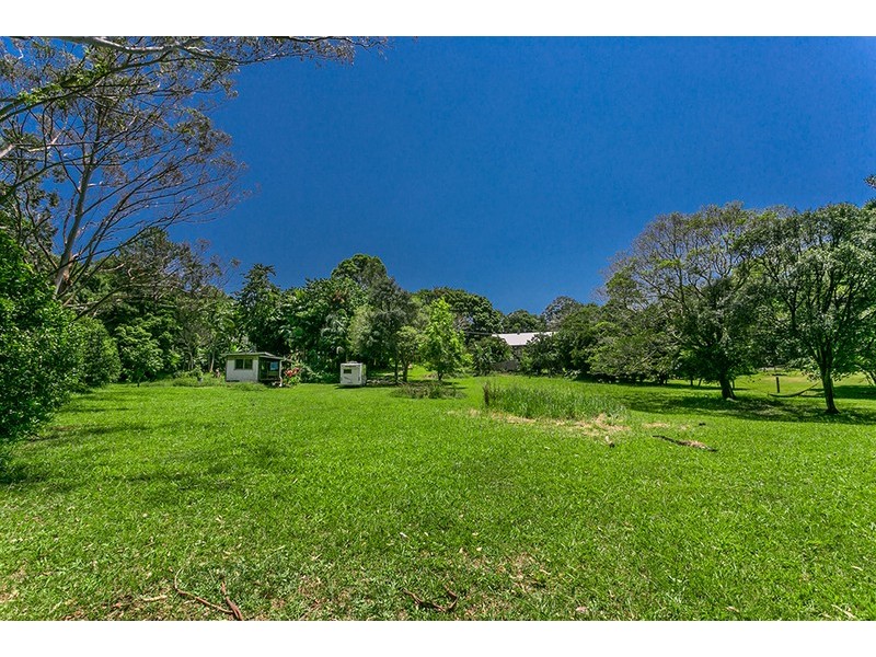 33 Plantation Drive, Ewingsdale NSW 2481