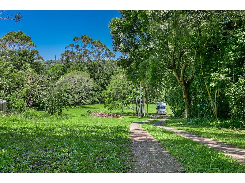 33 Plantation Drive, Ewingsdale NSW 2481