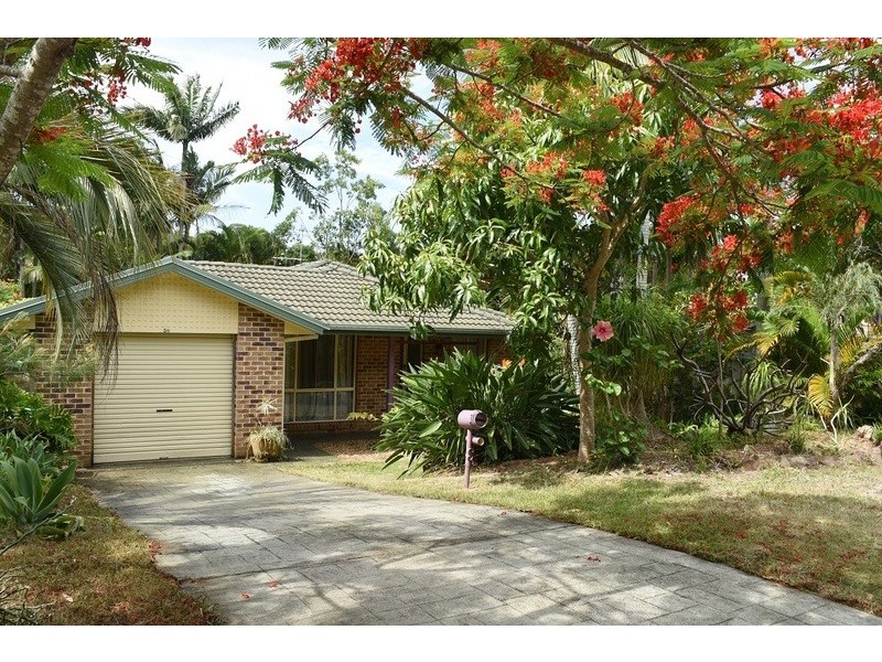 30  Hayters Drive, Suffolk Park NSW 2481