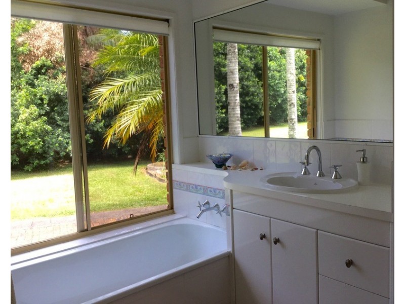61 Plantation Drive, Byron Bay NSW 2481
