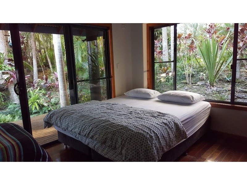 9 Angus Place, Ewingsdale NSW 2481