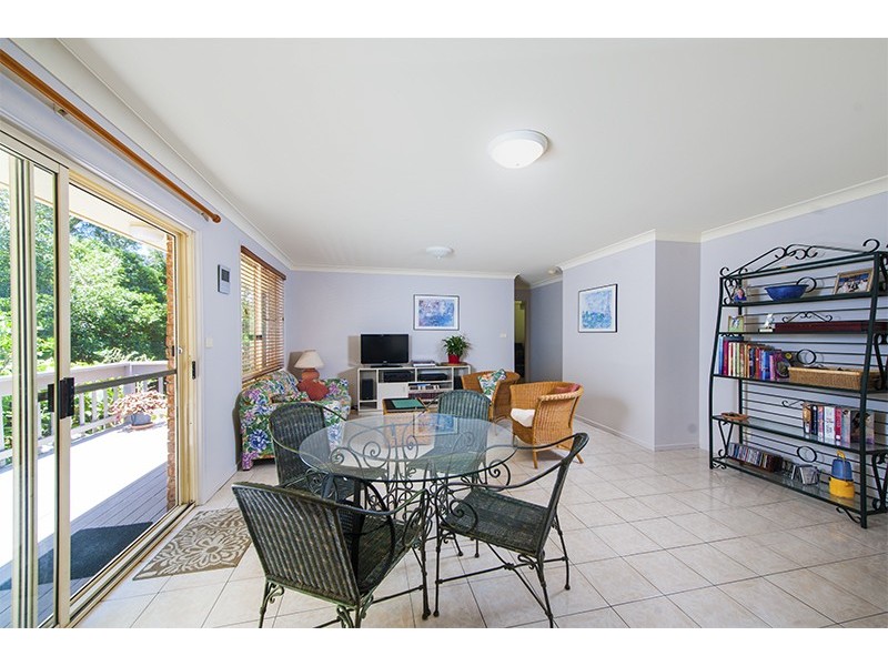 8 Hakea Crescent, Suffolk Park NSW 2481