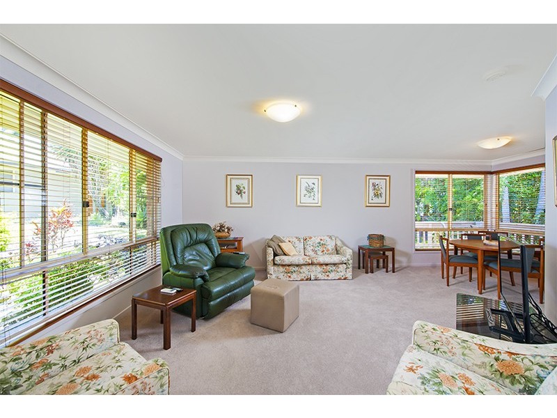 8 Hakea Crescent, Suffolk Park NSW 2481