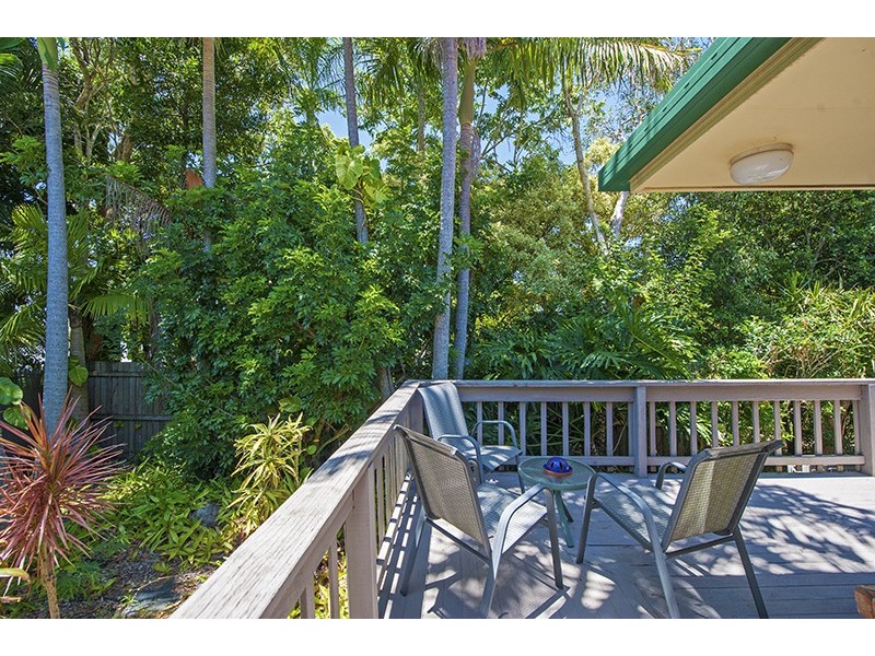 8 Hakea Crescent, Suffolk Park NSW 2481