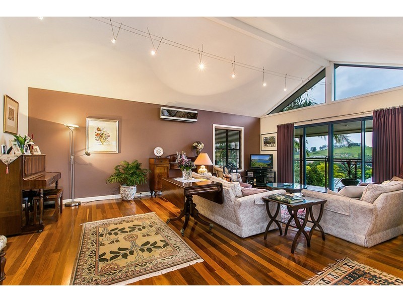 4 Barby Crescent, Bangalow NSW 2479