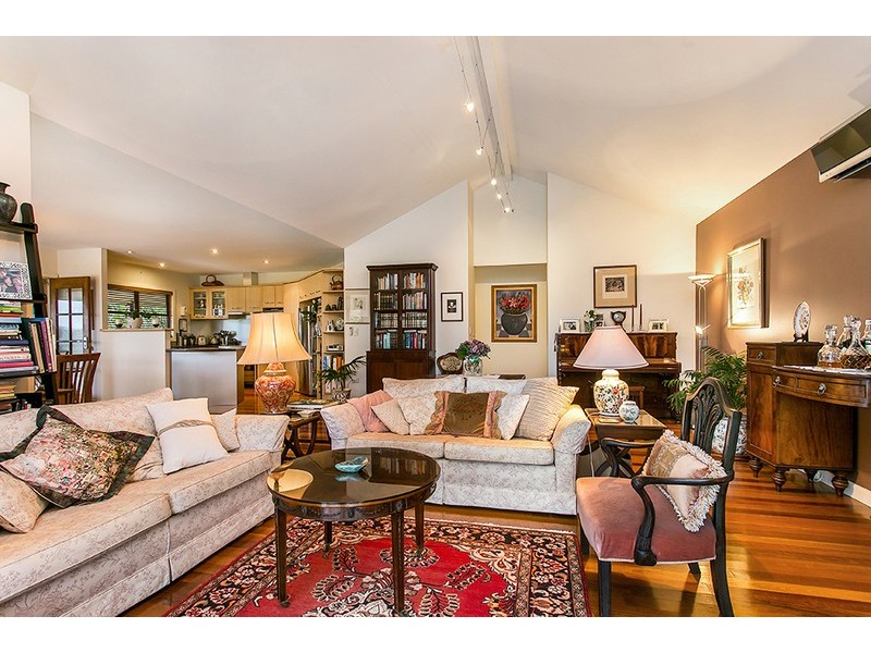 4 Barby Crescent, Bangalow NSW 2479