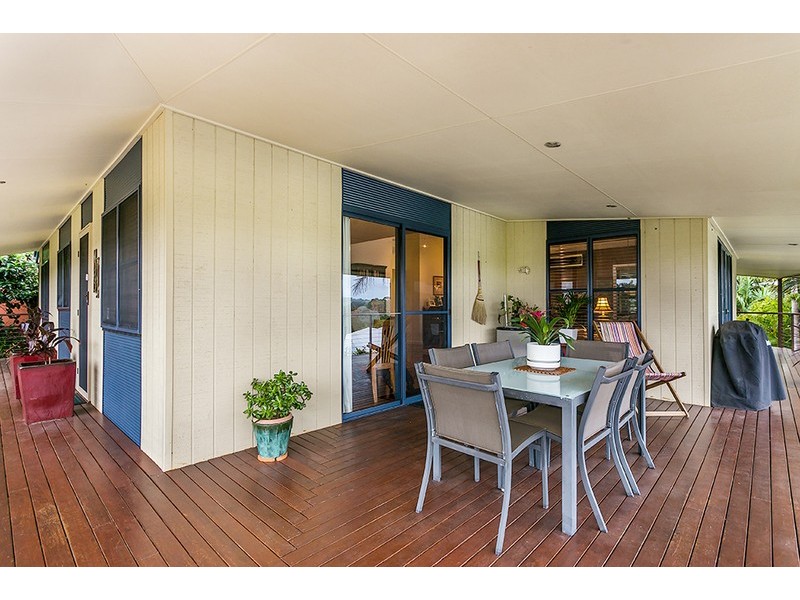 4 Barby Crescent, Bangalow NSW 2479