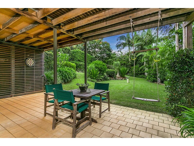 4 Barby Crescent, Bangalow NSW 2479