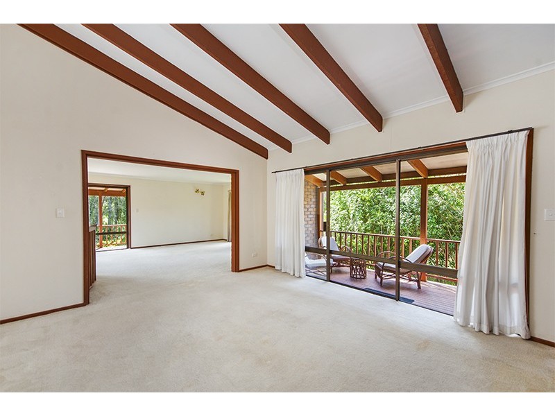 19 Wirree Drive, Ocean Shores NSW 2483