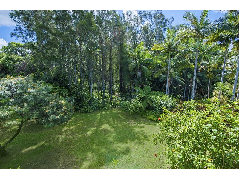 19 Wirree Drive, Ocean Shores NSW 2483