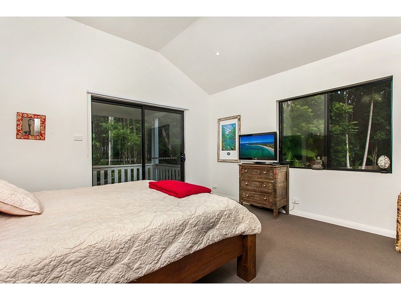 81 Parkway Drive, Ewingsdale NSW 2481