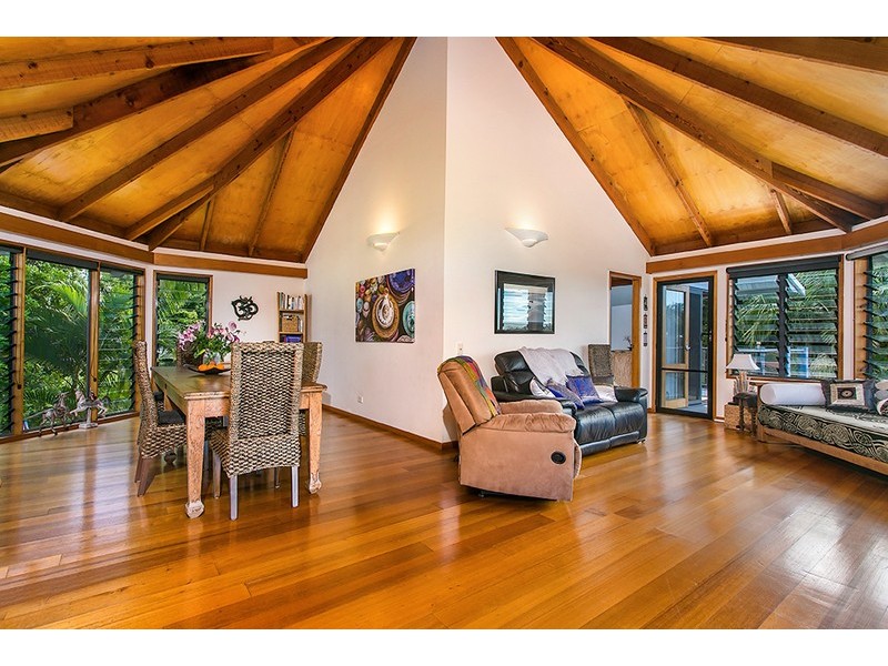 9 Mango Bark Court, Suffolk Park NSW 2481