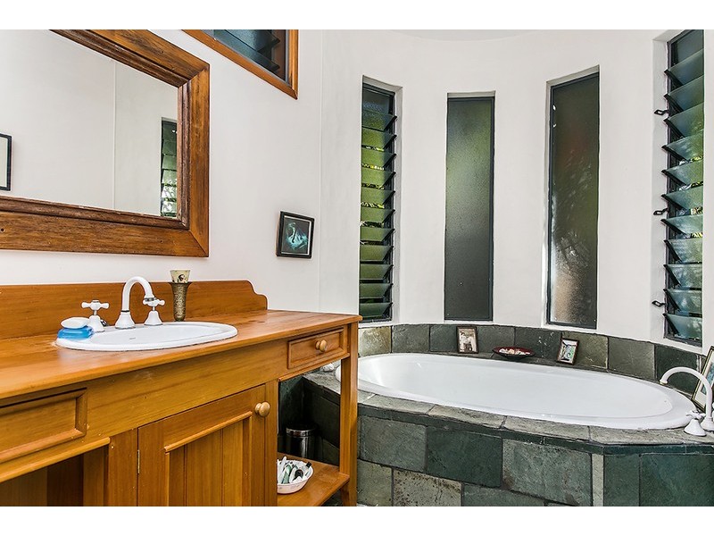 9 Mango Bark Court, Suffolk Park NSW 2481