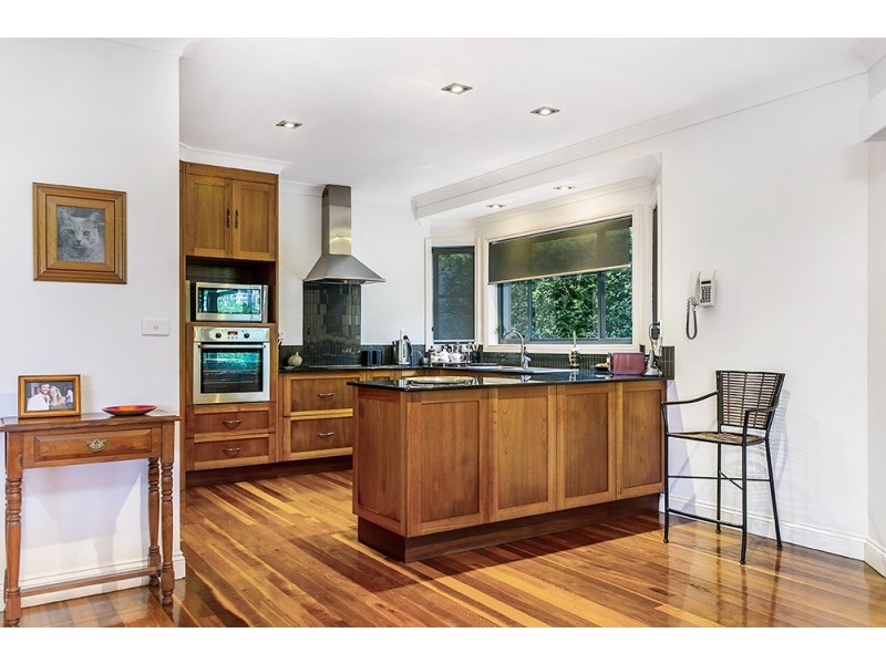 2 Barby Crescent, Bangalow NSW 2479