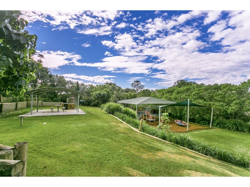 2 Barby Crescent, Bangalow NSW 2479