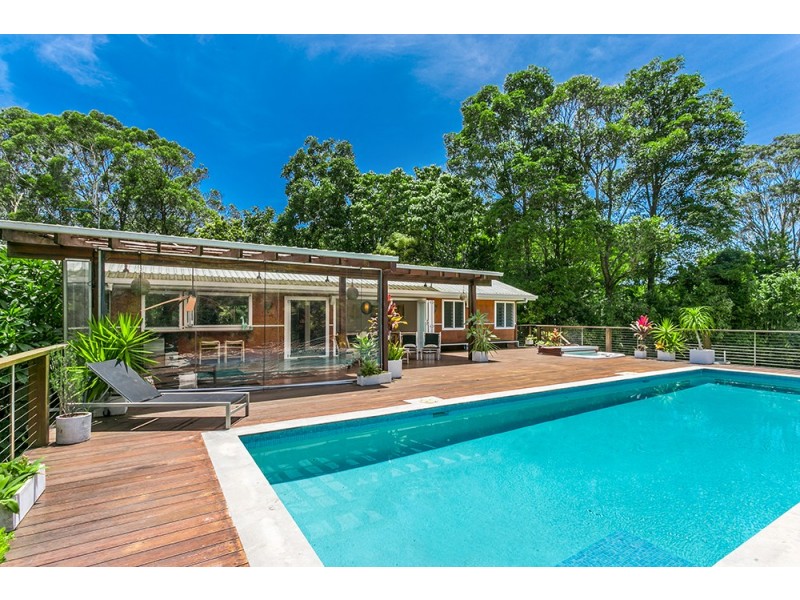 15 Avocado Crescent, Ewingsdale NSW 2481