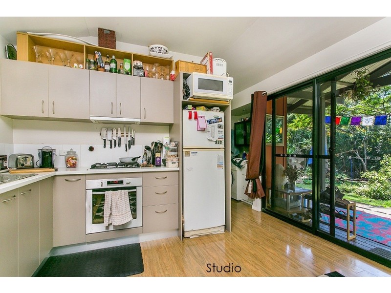 15 Avocado Crescent, Ewingsdale NSW 2481