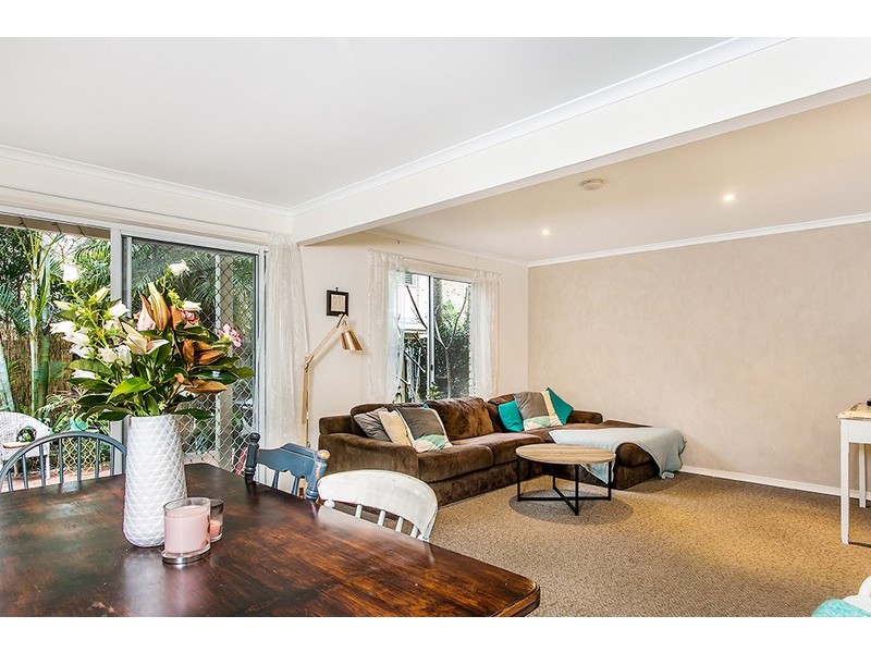 2/7-9 Hazelwood Close, Suffolk Park NSW 2481