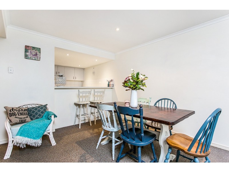 2/7-9 Hazelwood Close, Suffolk Park NSW 2481