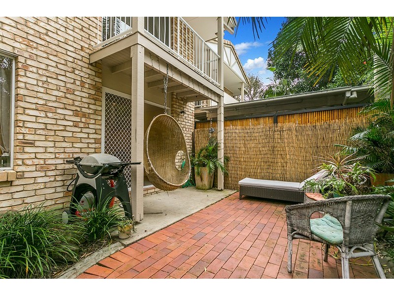 2/7-9 Hazelwood Close, Suffolk Park NSW 2481