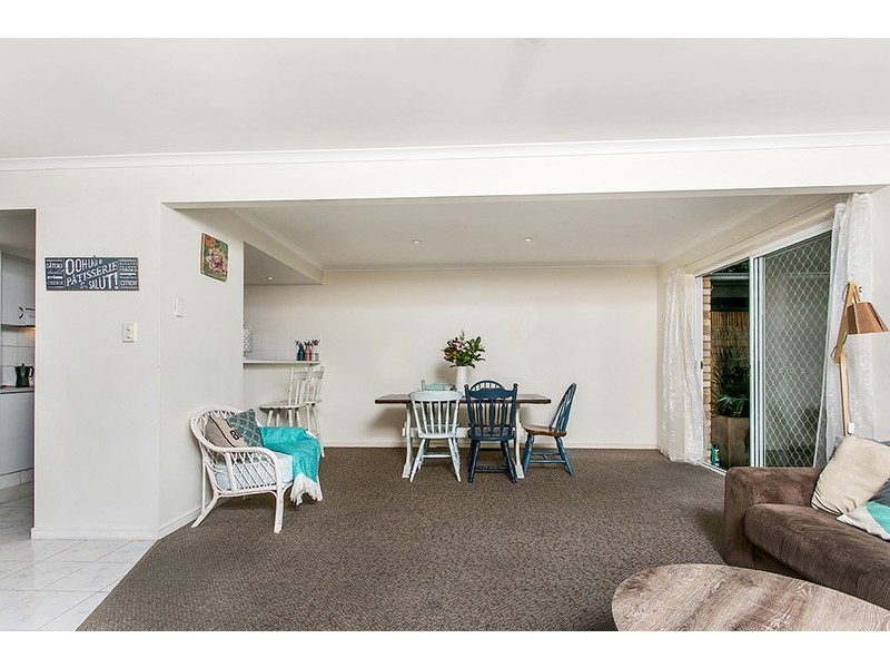 2/7-9 Hazelwood Close, Suffolk Park NSW 2481