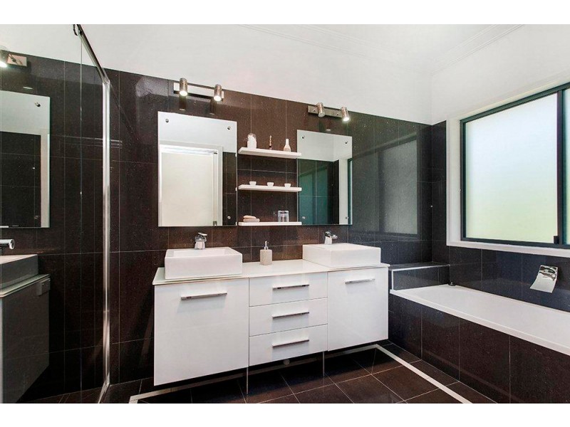 17 Brookview Court, Ewingsdale NSW 2481