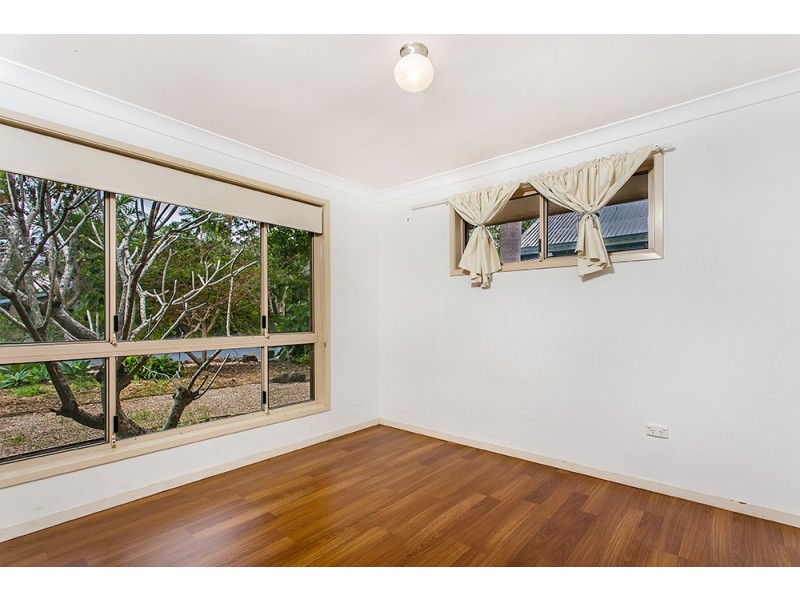 13 Kalemajere Drive, Suffolk Park NSW 2481