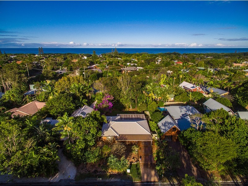 13 Kalemajere Drive, Suffolk Park NSW 2481