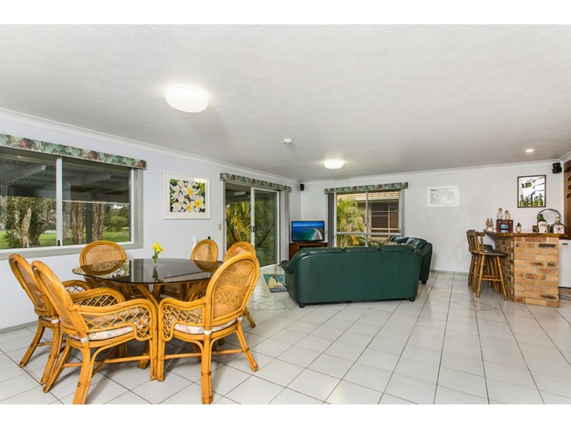 54 Balemo Drive, Ocean Shores NSW 2483