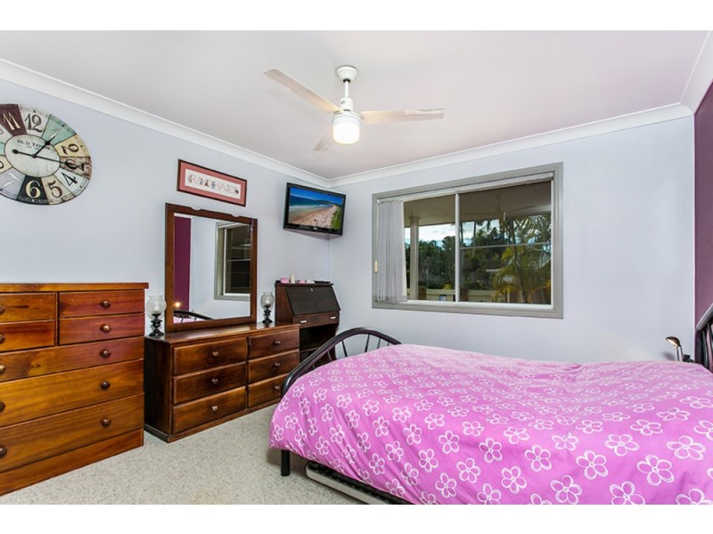 54 Balemo Drive, Ocean Shores NSW 2483