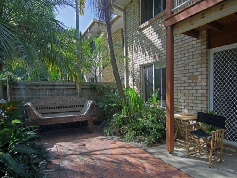 2/7-9 Hazelwood Close, Suffolk Park NSW 2481