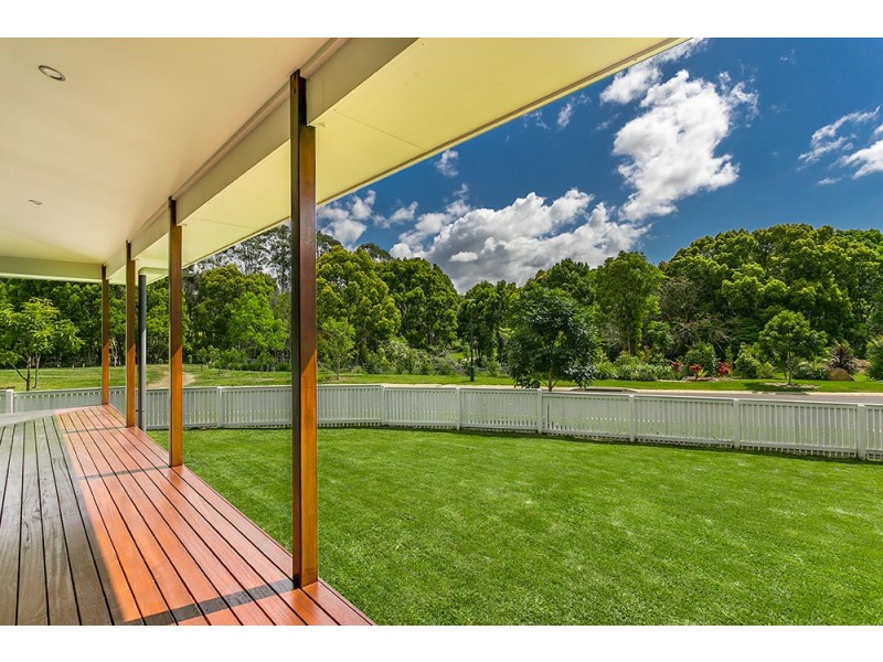 17 Palm Lily Crescent, Bangalow NSW 2479