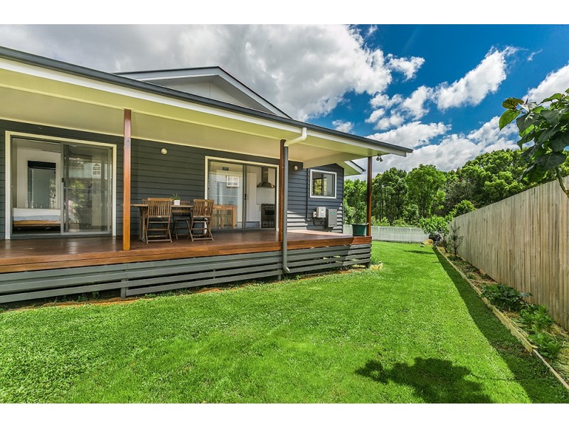 17 Palm Lily Crescent, Bangalow NSW 2479