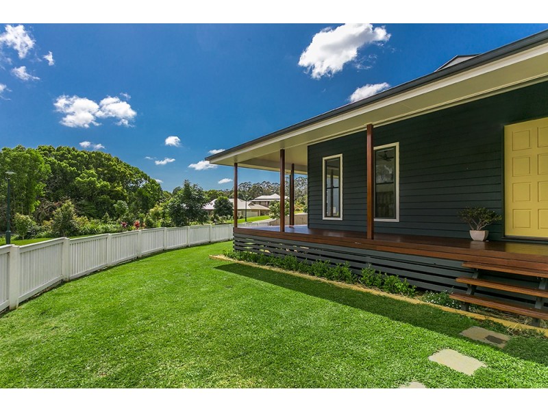 17 Palm Lily Crescent, Bangalow NSW 2479