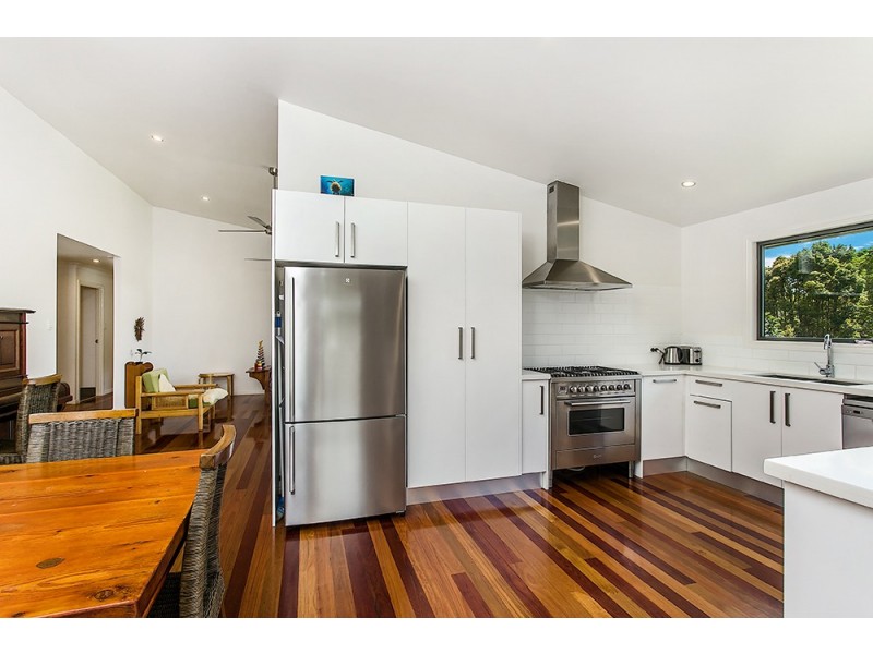 17 Palm Lily Crescent, Bangalow NSW 2479