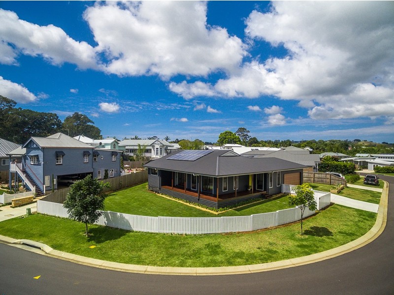 17 Palm Lily Crescent, Bangalow NSW 2479