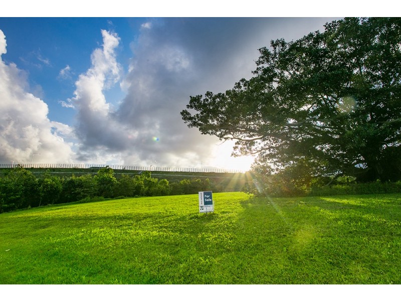 92 Plantation Drive, Ewingsdale NSW 2481