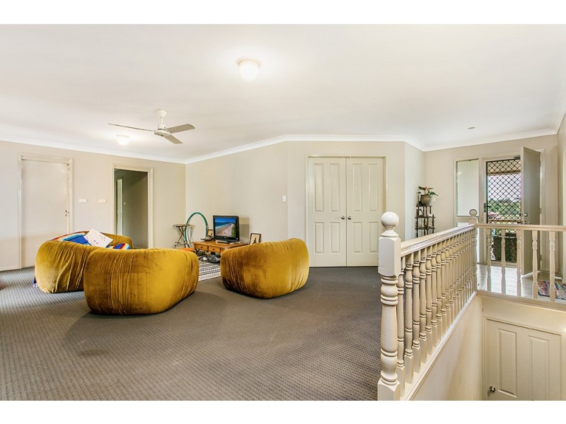 9 Jarrah Crescent, Ocean Shores NSW 2483