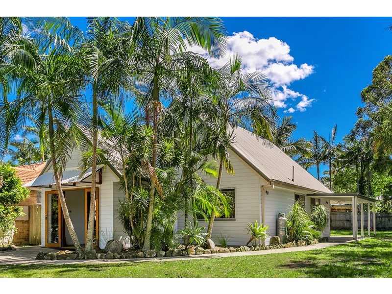 5 Azolla Place, Suffolk Park NSW 2481